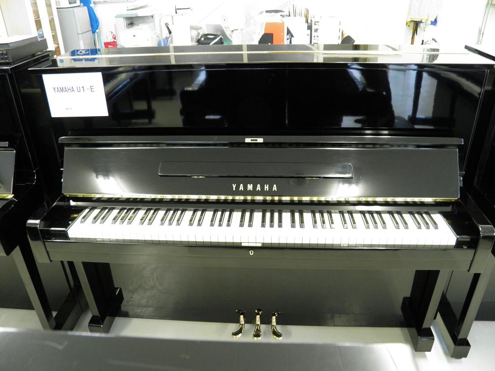 YAMAHAピアノU1-E